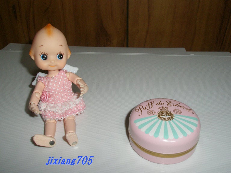 パフ・デ・チーク/MAJOLICA MAJORCA/パウダーチークを使ったクチコミ(2枚目)