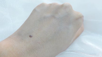 ホワイトニングドレストーンアップクリーム/COSNORI/化粧下地を使ったクチコミ(4枚目)