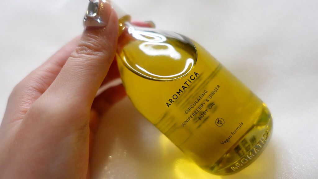 オーガニックボディーオイル ‐サーキュレイティング ボディオイル ジュニパーベリー&ジンジャー/AROMATICA/ボディオイルを使ったクチコミ（2枚目）