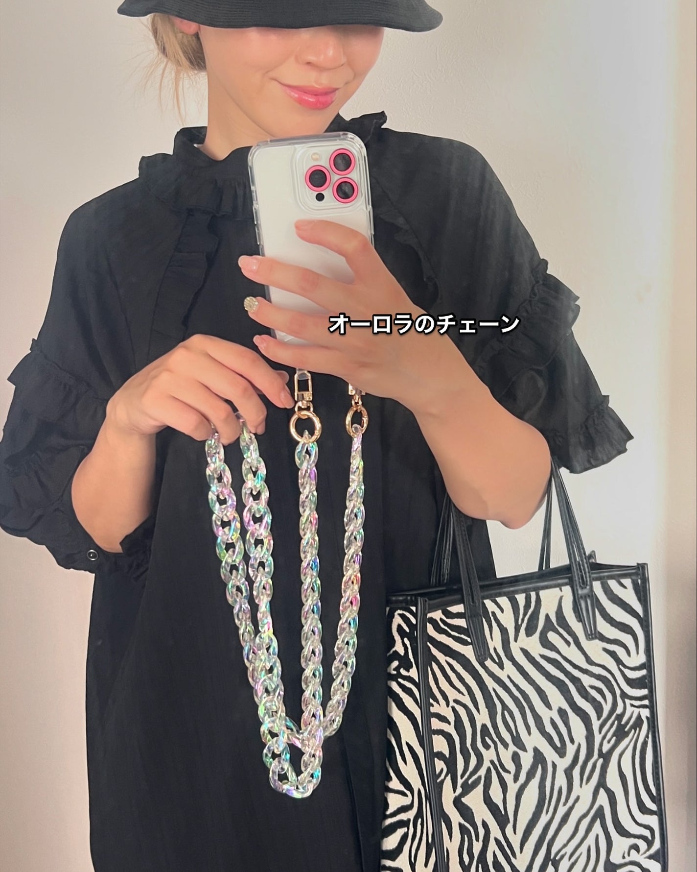 CHii.+フォロバ+.•° on LIPS 「私の歴代スマホアクセたち🫠何や急に←やねんけど昨日からスーパー..」(5枚目)