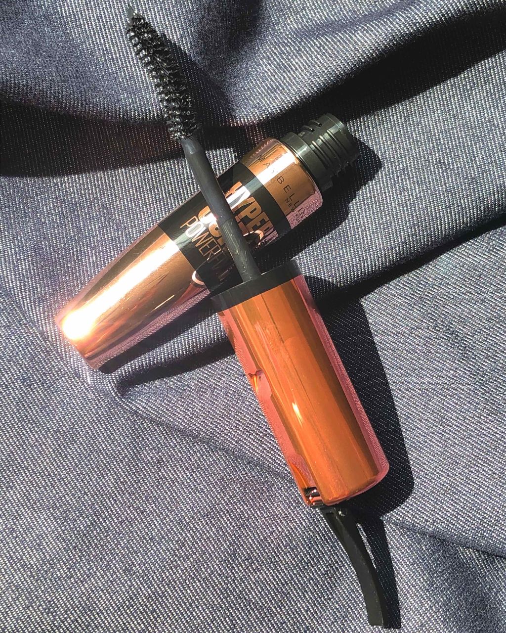 ハイパーカール パワーフィックス 01 ブラック/MAYBELLINE NEW YORK/マスカラを使ったクチコミ（2枚目）