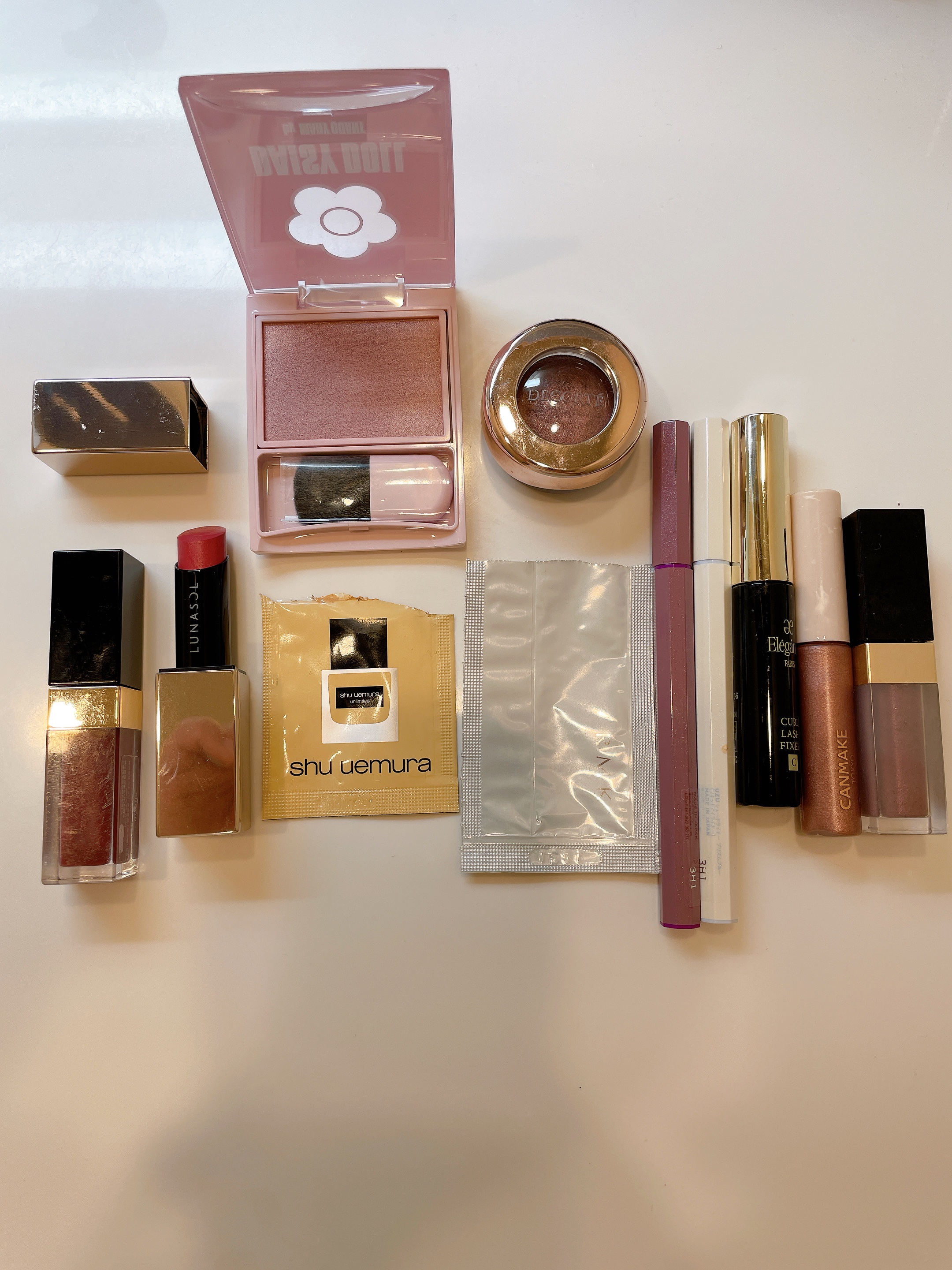 SHADE LINER プリズムピンク/UZU BY FLOWFUSHI/リキッドアイライナーを使ったクチコミ（3枚目）