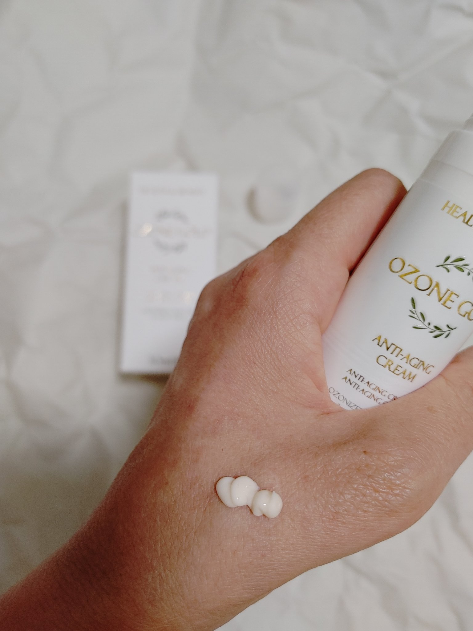 オゾンゴールド AAクリーム/OZONE GOLD/フェイスクリームを使ったクチコミ（2枚目）