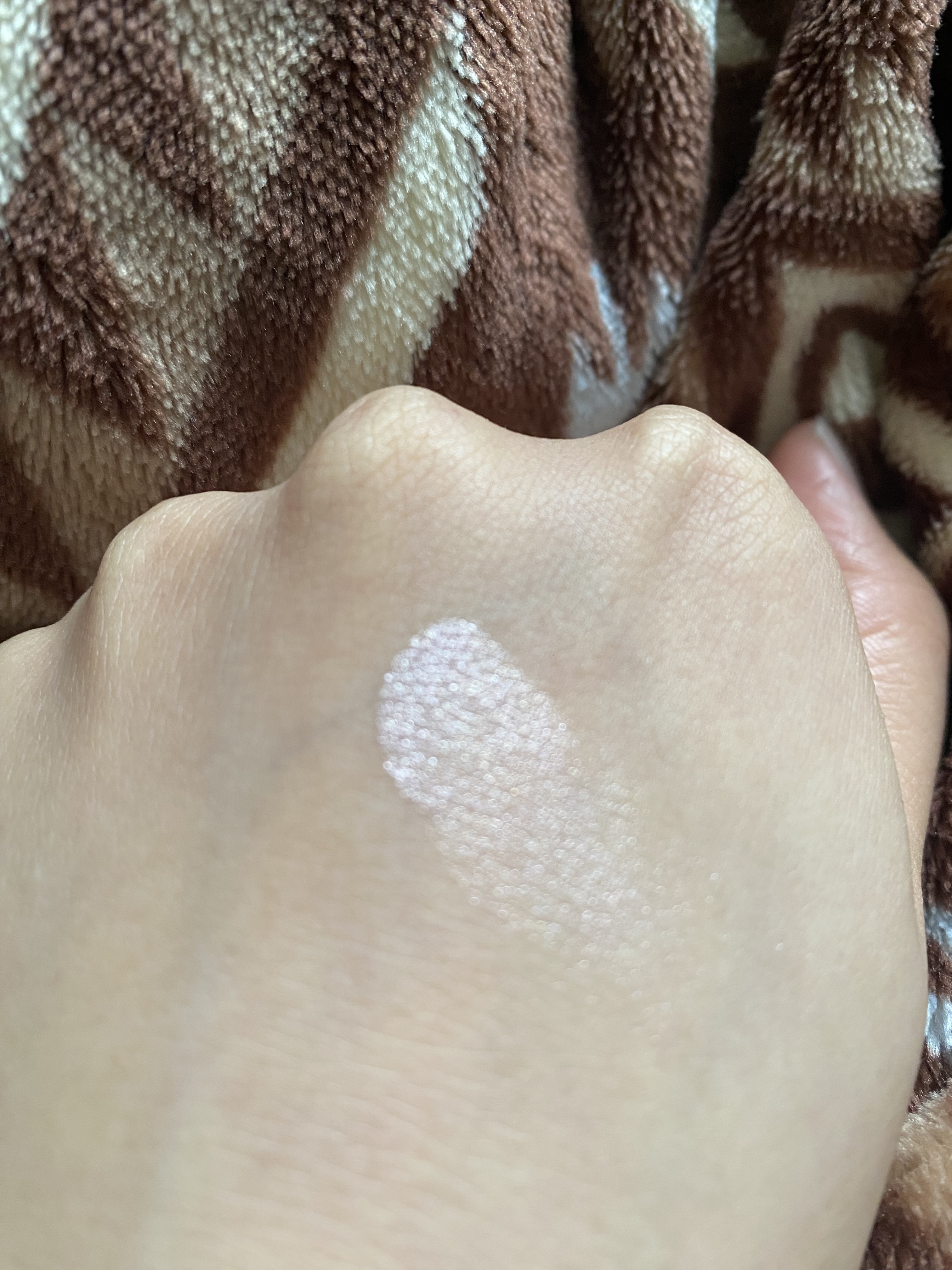 ラックスグロウハイライター/dasique/パウダーハイライトを使ったクチコミ（2枚目）