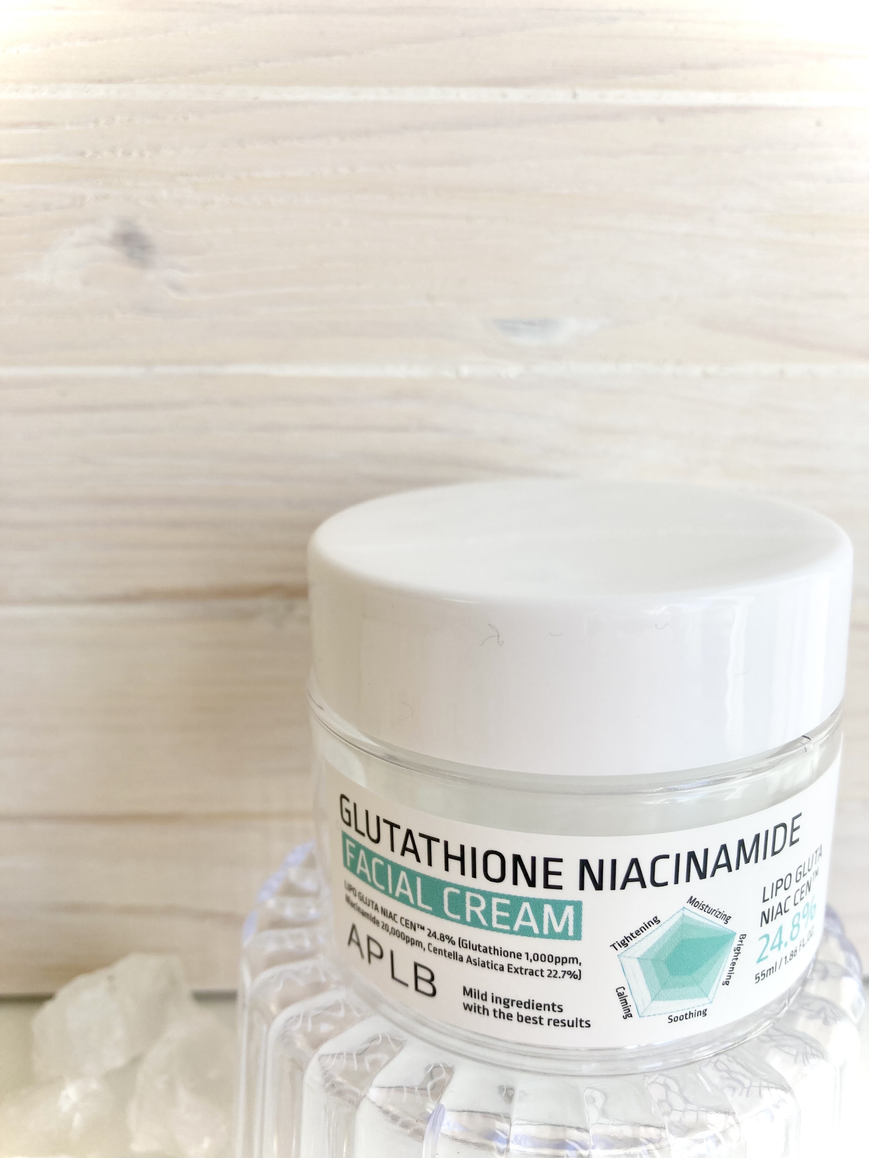 グルタチオンナイアシンアミドアンプルセラム/APLB/美容液を使ったクチコミ（2枚目）