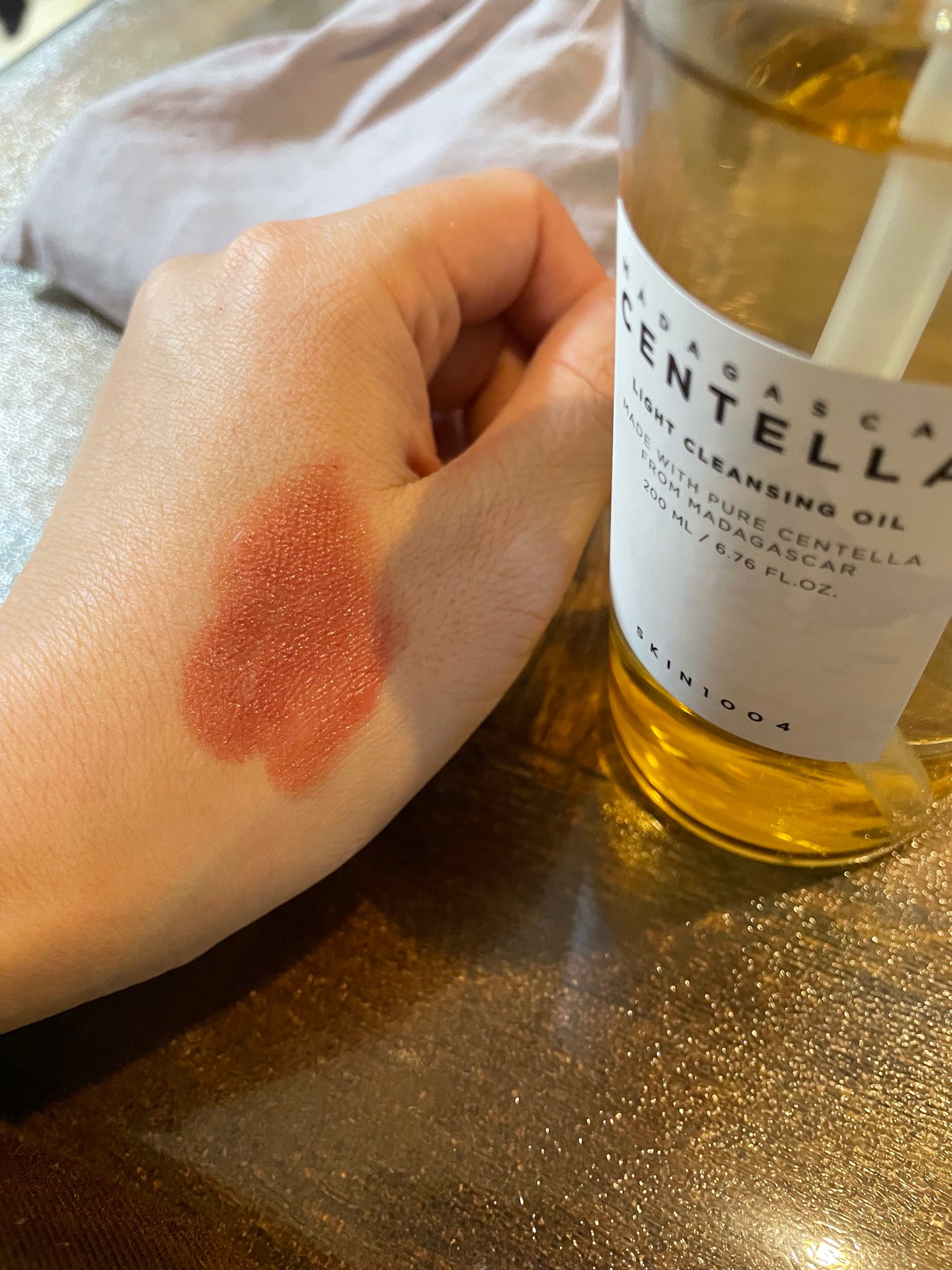 pankawaii on LIPS 「さらっととけるようなテクスチャー。オイルの勝手なイメージ「ヌメ..」(2枚目)