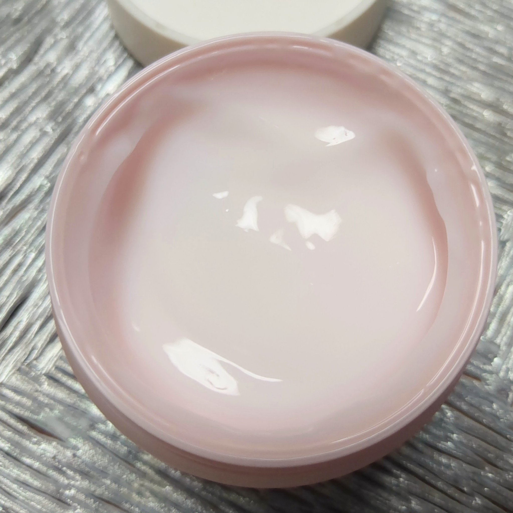 キユートピア ヒアロワンのクチコミ「マヨネーズで有名なキューピー
コスメラインがあるんですね

高保湿エイジングケアオールインワン.....」（3枚目）