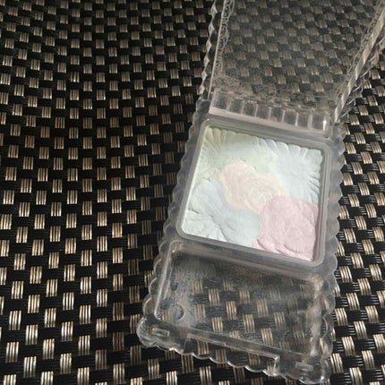 グロウフルールハイライター/キャンメイク/パウダーハイライトを使ったクチコミ(2枚目)