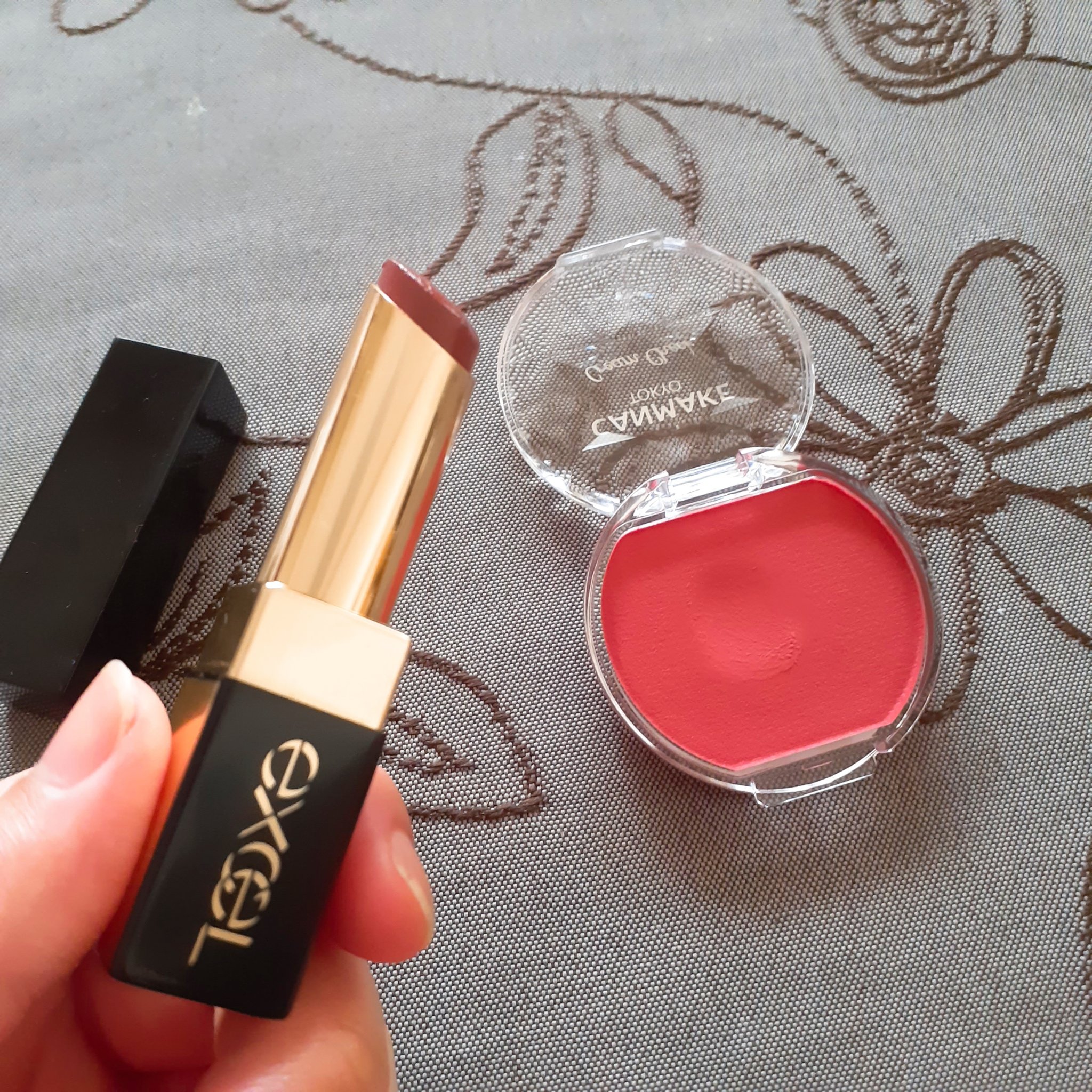 グレイズバームリップ/excel/口紅を使ったクチコミ（1枚目）