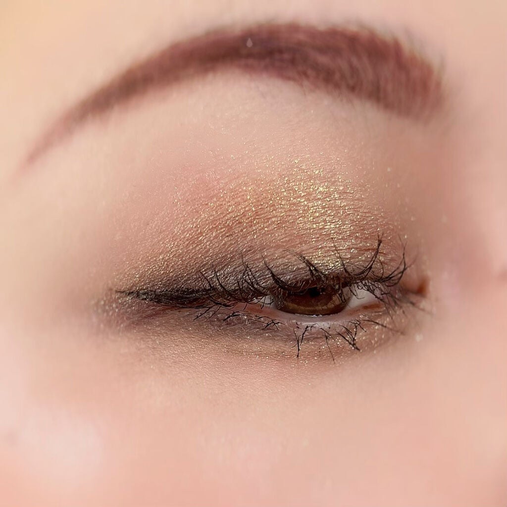 ダズルシャドウ/M・A・C/単色アイシャドウを使ったクチコミ(4枚目)