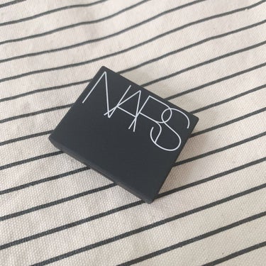 ハードワイヤードアイシャドー/NARS/シングルアイシャドウを使ったクチコミ（2枚目）