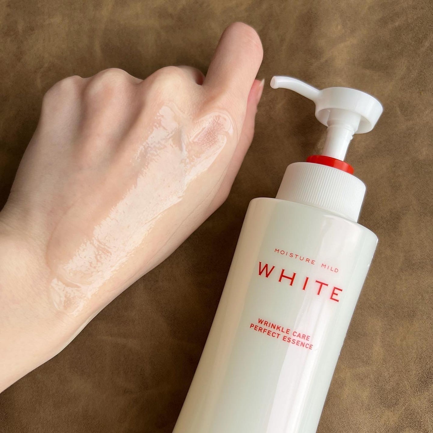 モイスチュアマイルドホワイトリンクルケア パーフェクトエッセンス/モイスチュアマイルド ホワイト/オールインワン化粧品を使ったクチコミ(3枚目)