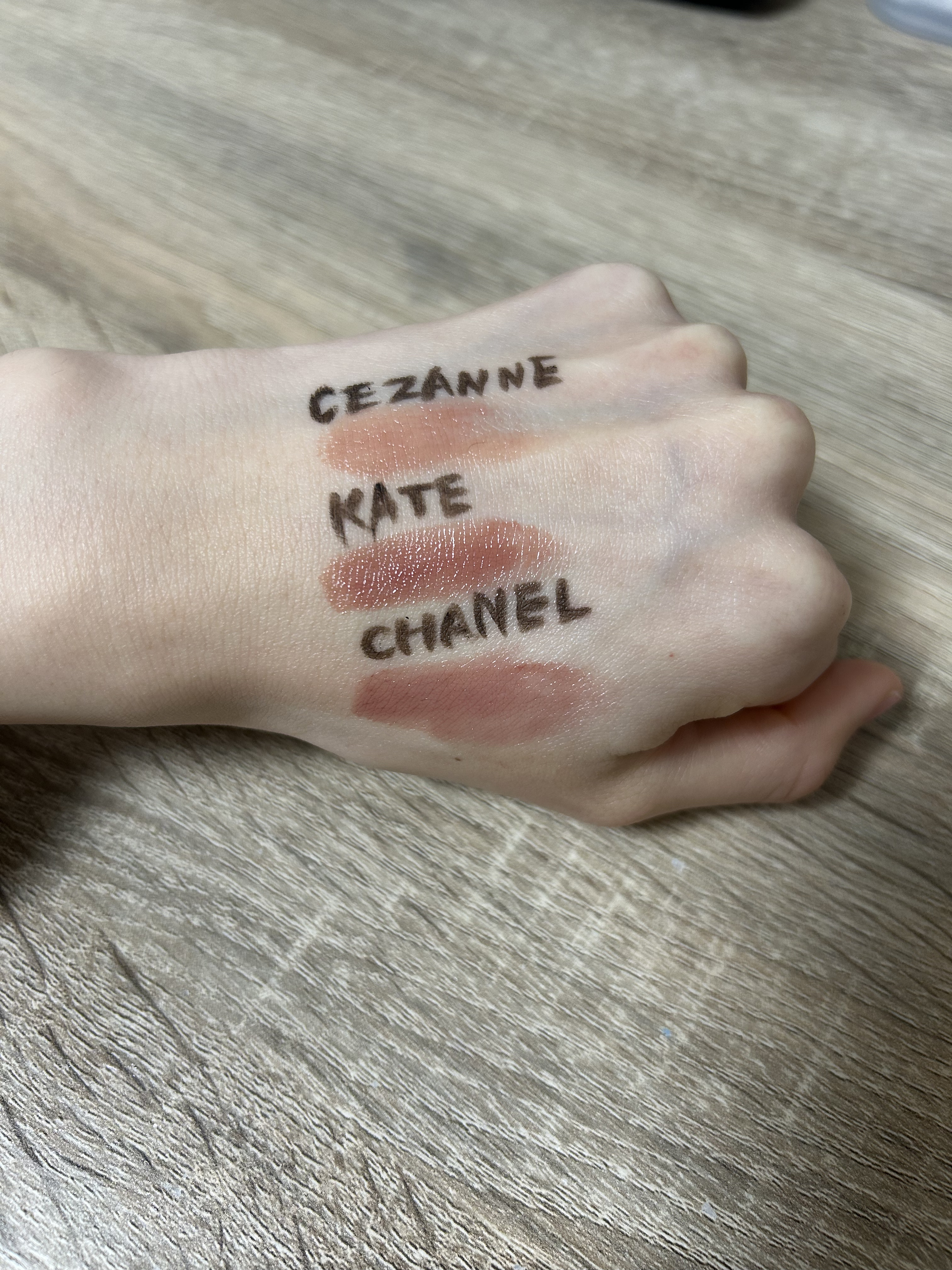 ルージュ ココ フラッシュ/CHANEL/口紅を使ったクチコミ（2枚目）