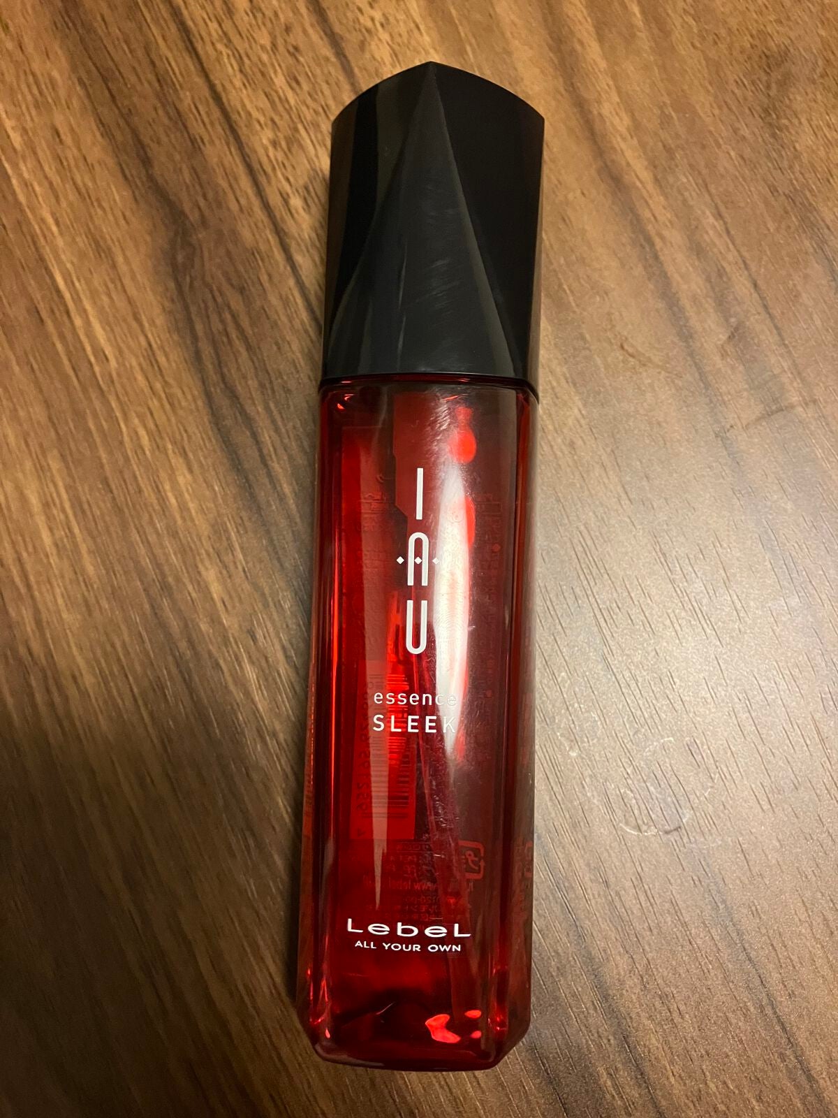 イオエッセンス スリーク/LebeL/ヘアオイルを使ったクチコミ(1枚目)