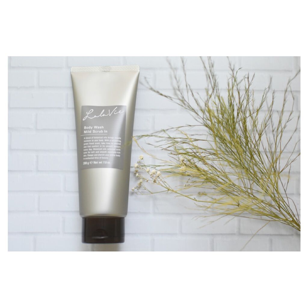 ボディウォッシュ マイルドスクラブイン/Lala Vie/ボディスクラブを使ったクチコミ（1枚目）