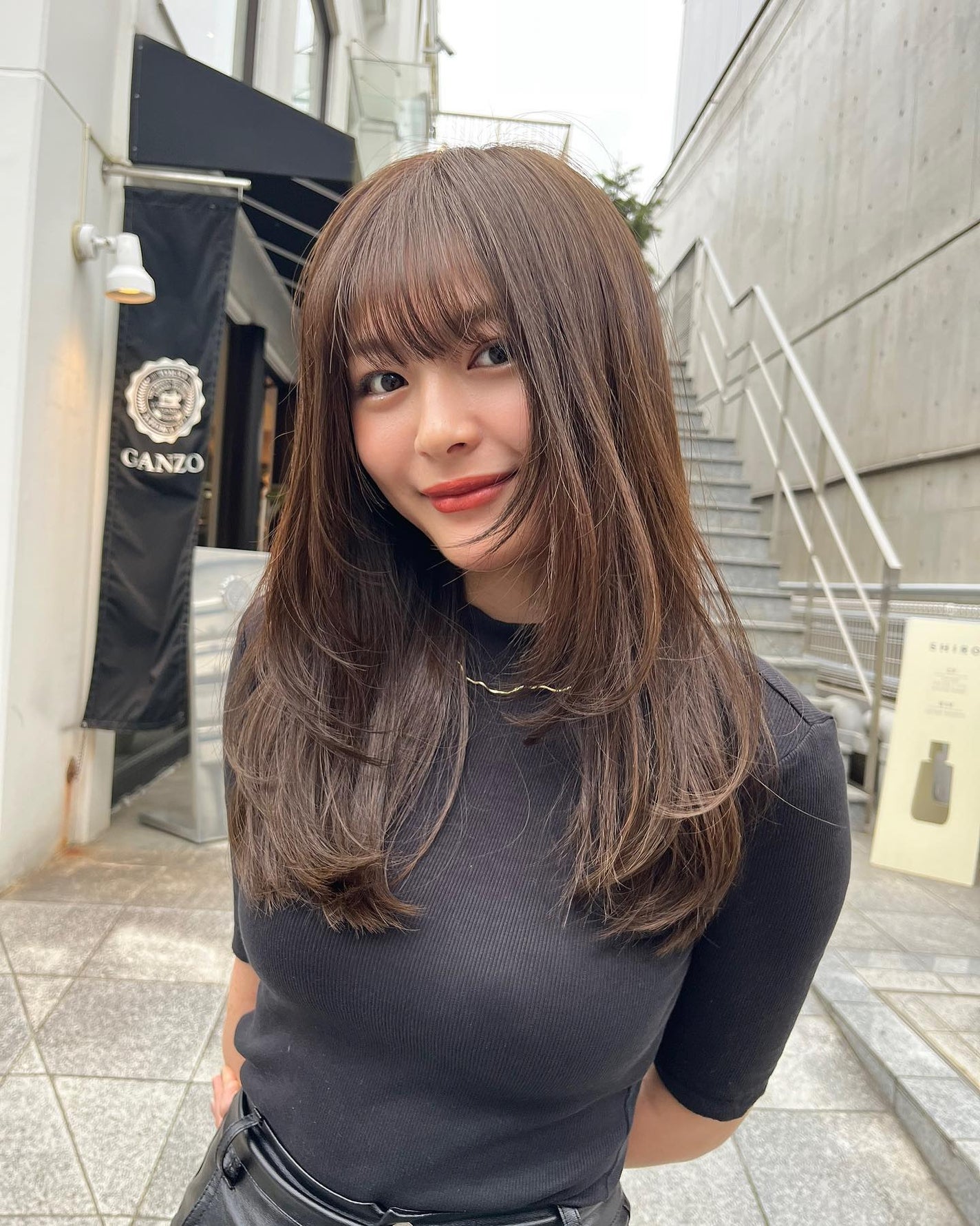 HARUNA on LIPS 「.風になびく素敵なレイヤーたっぷりカット✨✨✨✨..#レイヤー..」(3枚目)