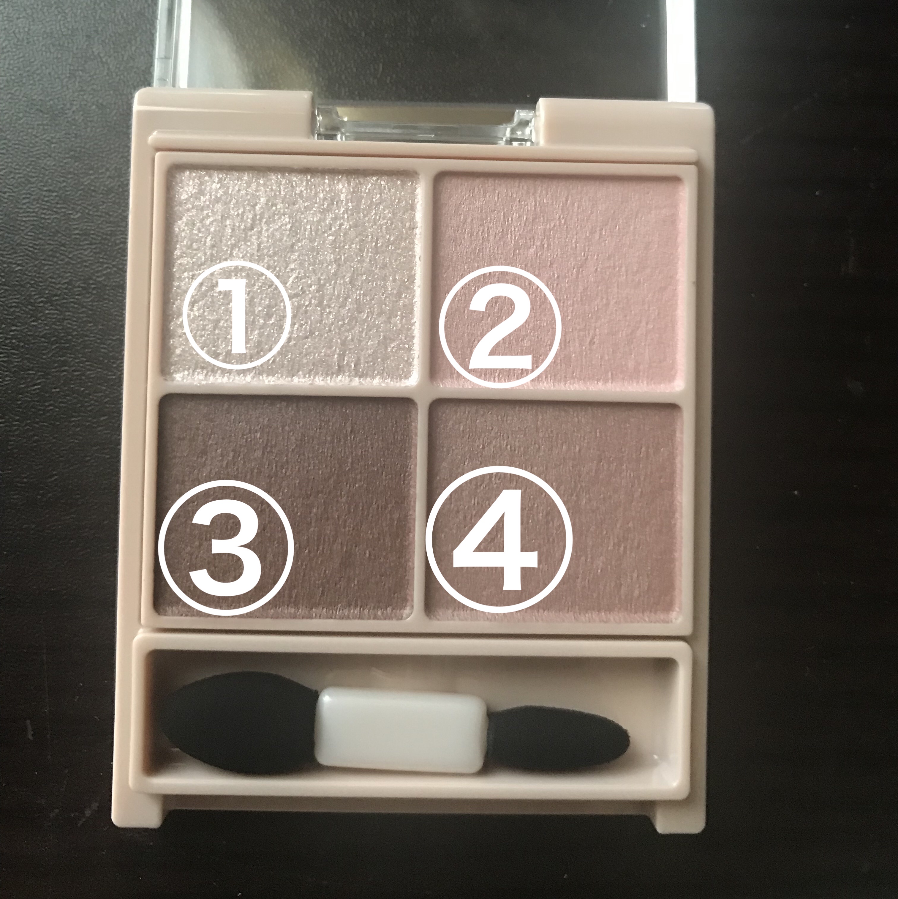 シルキースフレアイズ（マットタイプ）/キャンメイク/アイシャドウパレットを使ったクチコミ（2枚目）