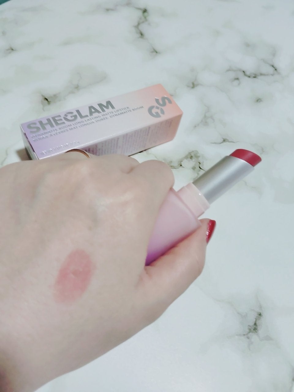 DYNAMATTE BOOM LONG-LASTING MATTE LIPSTICK/SHEGLAM/口紅を使ったクチコミ(2枚目)