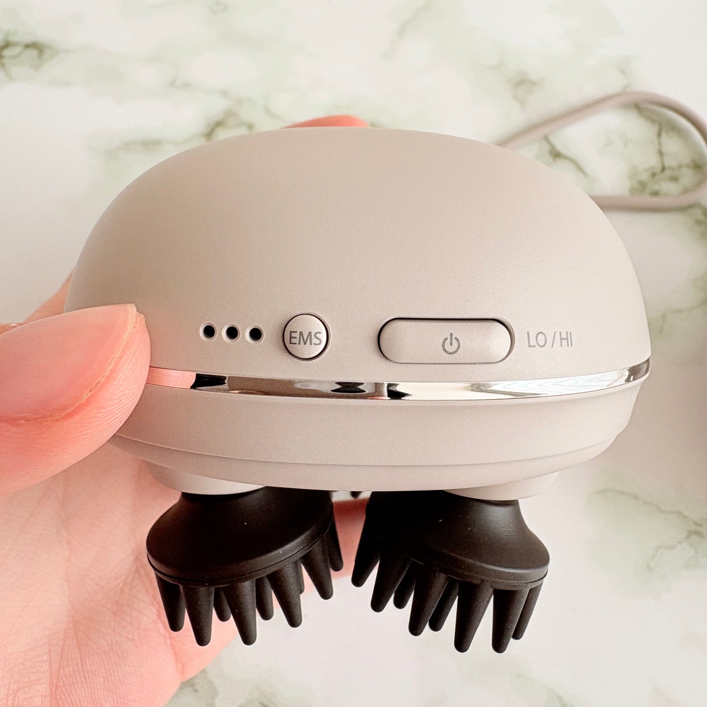 充電式EMSヘッドスパ ミニ/FESTINO/ヘッドマッサージャーを使ったクチコミ(4枚目)