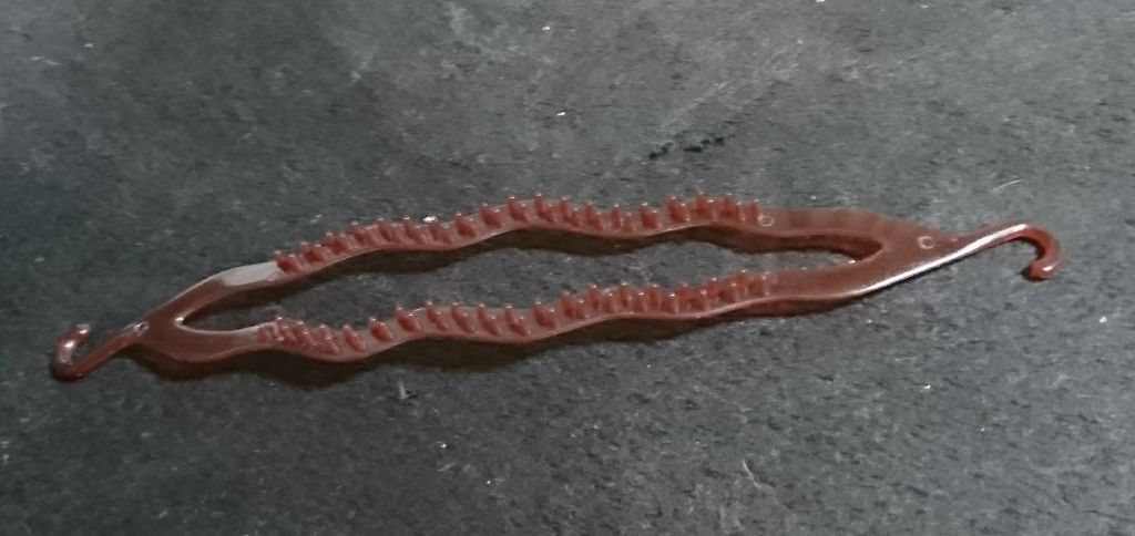 シニヨンメーカー/DAISO/ヘアアクセサリーを使ったクチコミ（2枚目）