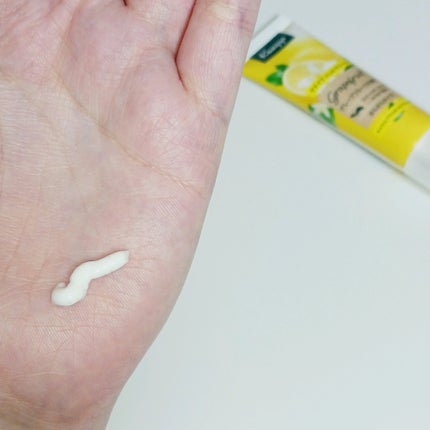 クナイプ ハンドクリーム グレープフルーツの香り/クナイプ/ハンドクリームを使ったクチコミ(4枚目)