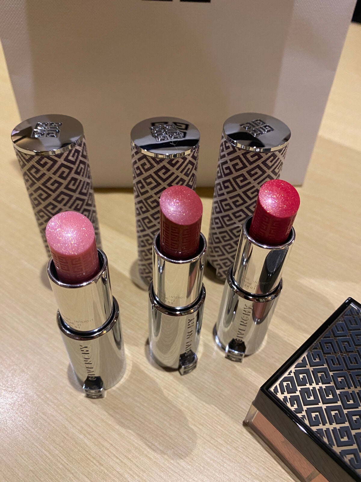 プリズム・リーブル・ブラッシュ/GIVENCHY/パウダーチークを使ったクチコミ(2枚目)