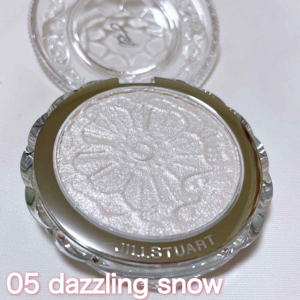 ジルスチュアート　メルティシマー ブラッシュ 05 dazzling snow/JILL STUART/パウダーチークを使ったクチコミ（3枚目）