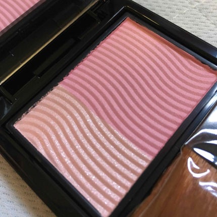 ミネラルプレストチーク/エトヴォス/パウダーチークを使ったクチコミ(3枚目)