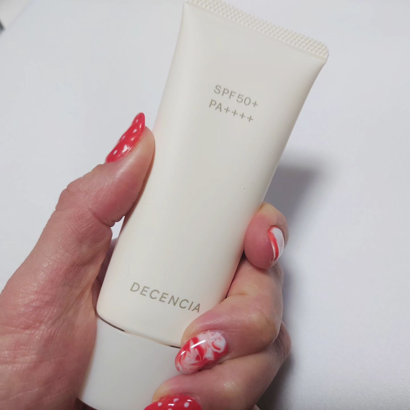 ディセンシア フローレス UVプロテクター/DECENCIA/日焼け止めローションを使ったクチコミ（2枚目）