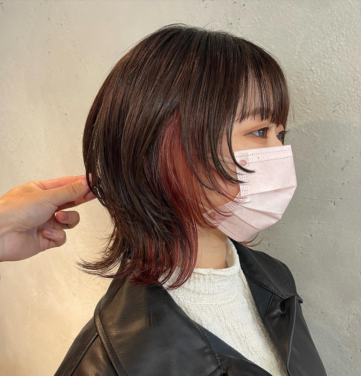 あつき on LIPS 「MyWork✂︎.ショートウルフにピンクインナー🐺.ファッショ..」(1枚目)