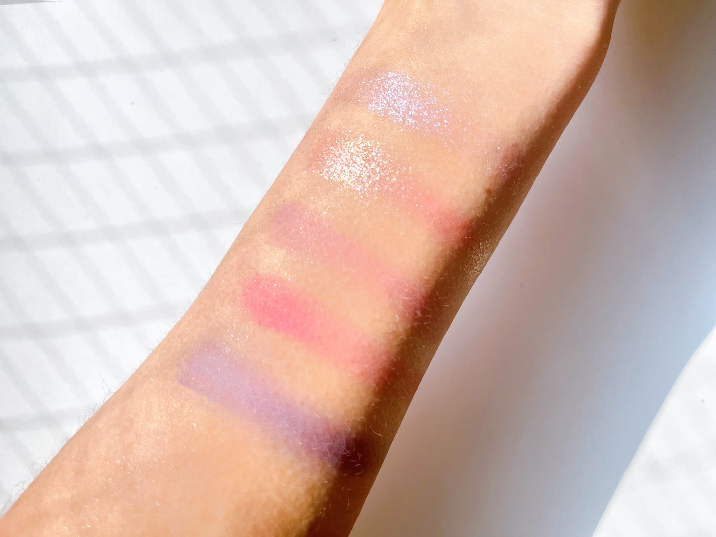 ストロベリーロココ アイシャドウパレット/FlowerKnows/アイシャドウパレットを使ったクチコミ(3枚目)