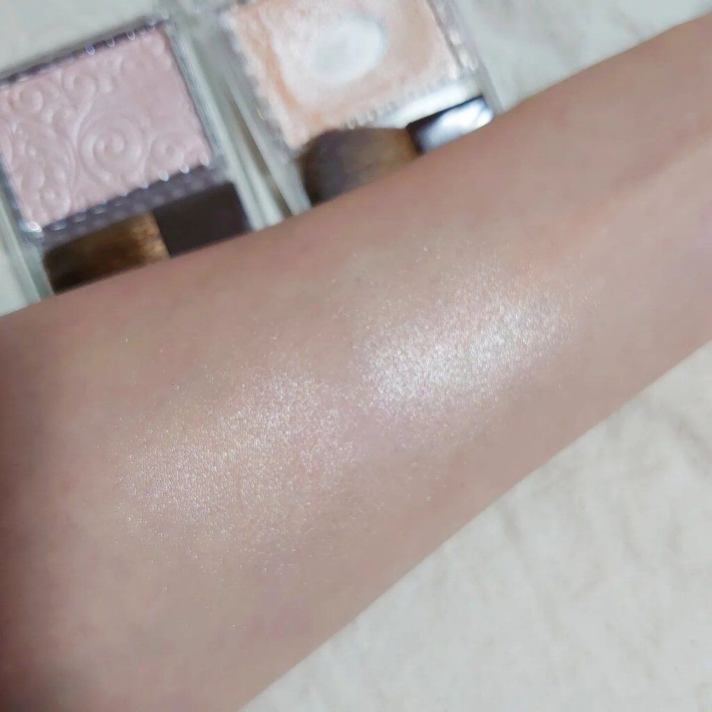 パールグロウハイライト/CEZANNE/パウダーハイライトを使ったクチコミ（3枚目）