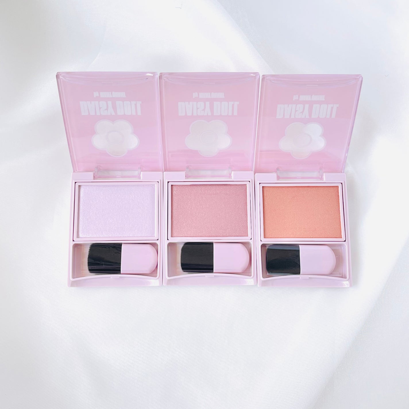 パウダーブラッシュ/DAISY DOLL by MARY QUANT/パウダーチークを使ったクチコミ(1枚目)