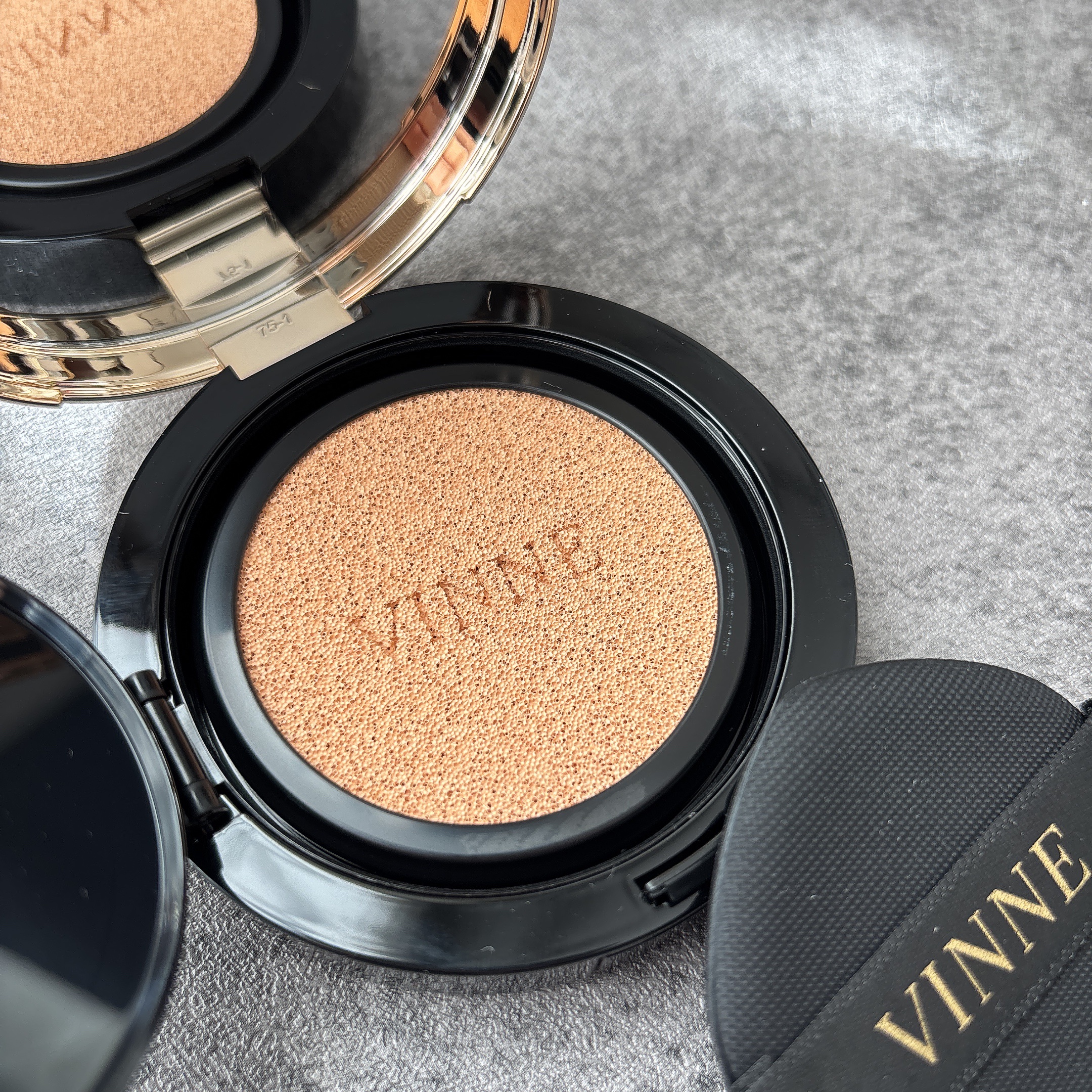 プランピング グローティント リップバーム/VINNE /リップティントを使ったクチコミ（2枚目）