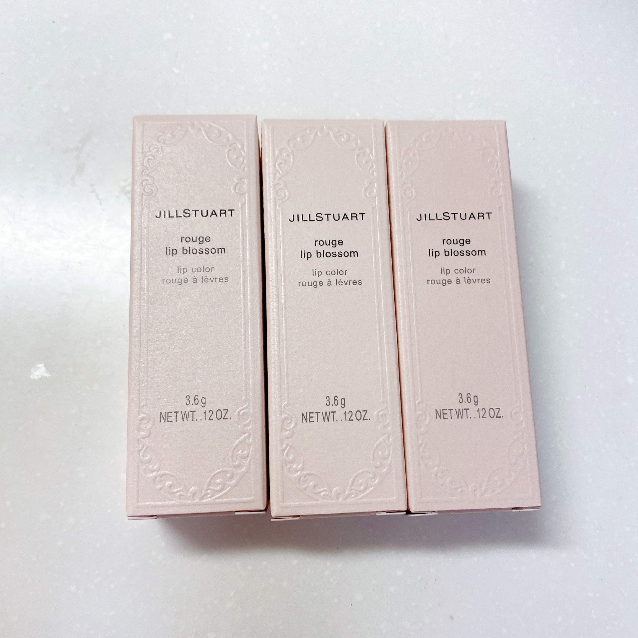 ジルスチュアート ルージュ リップブロッサム 102 petit cherry/JILL STUART/口紅を使ったクチコミ（3枚目）