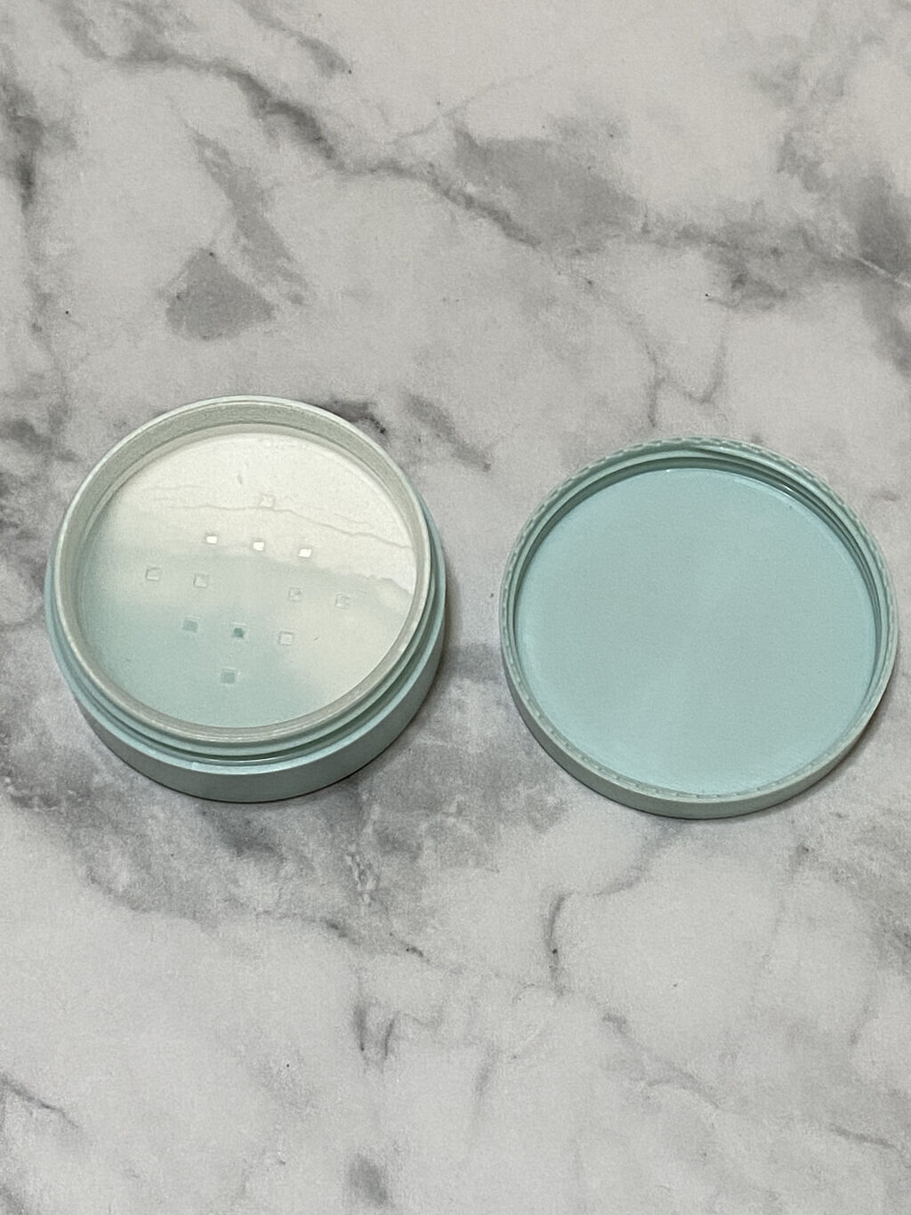 ノーセバム ミネラルパウダー/innisfree/ルースパウダーを使ったクチコミ（2枚目）