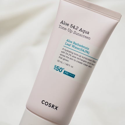 アロエ54.2アクアトーンアップUVクリーム SPF50+ PA++++/COSRX/日焼け止めクリームを使ったクチコミ(2枚目)