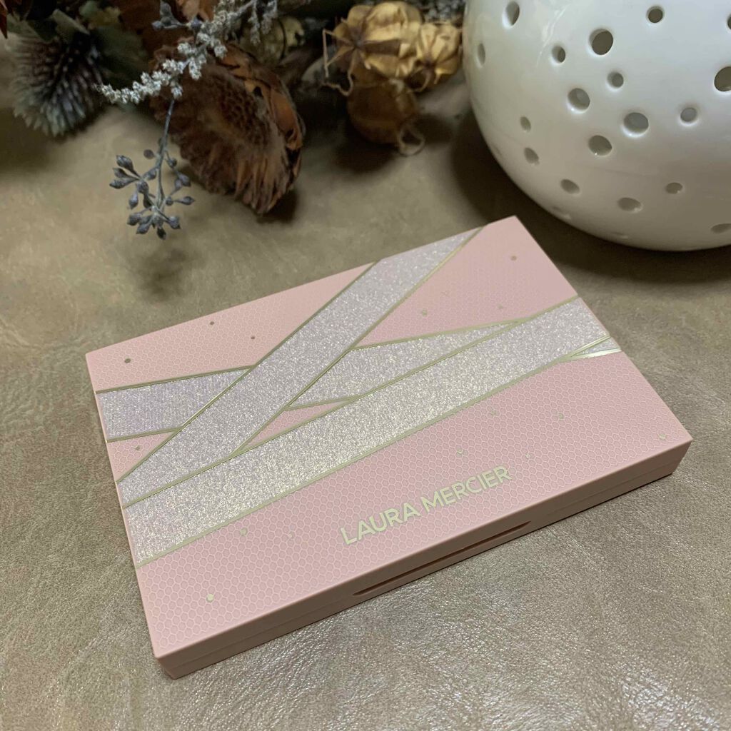 プリマ バレリーナ ミニ アイシャドウ パレット/ローラ メルシエ/アイシャドウパレットを使ったクチコミ（2枚目）