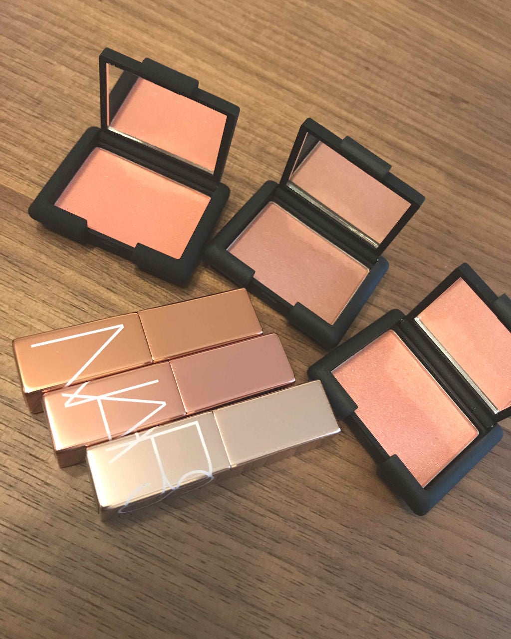 ソフトコア ブラッシュ&バームデュオ/NARS/メイクアップキットを使ったクチコミ(4枚目)