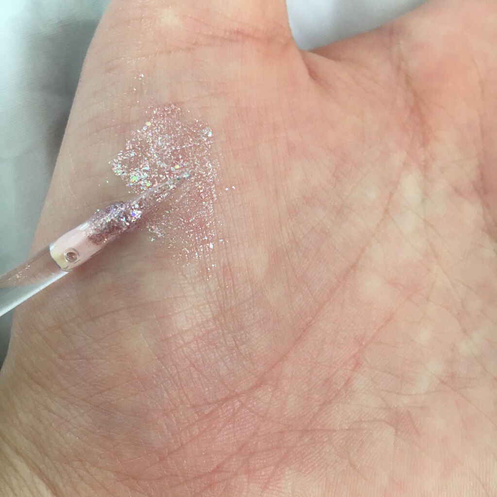 スピングリッターリキッドアイグロー/AMIOK/グリッターを使ったクチコミ(2枚目)