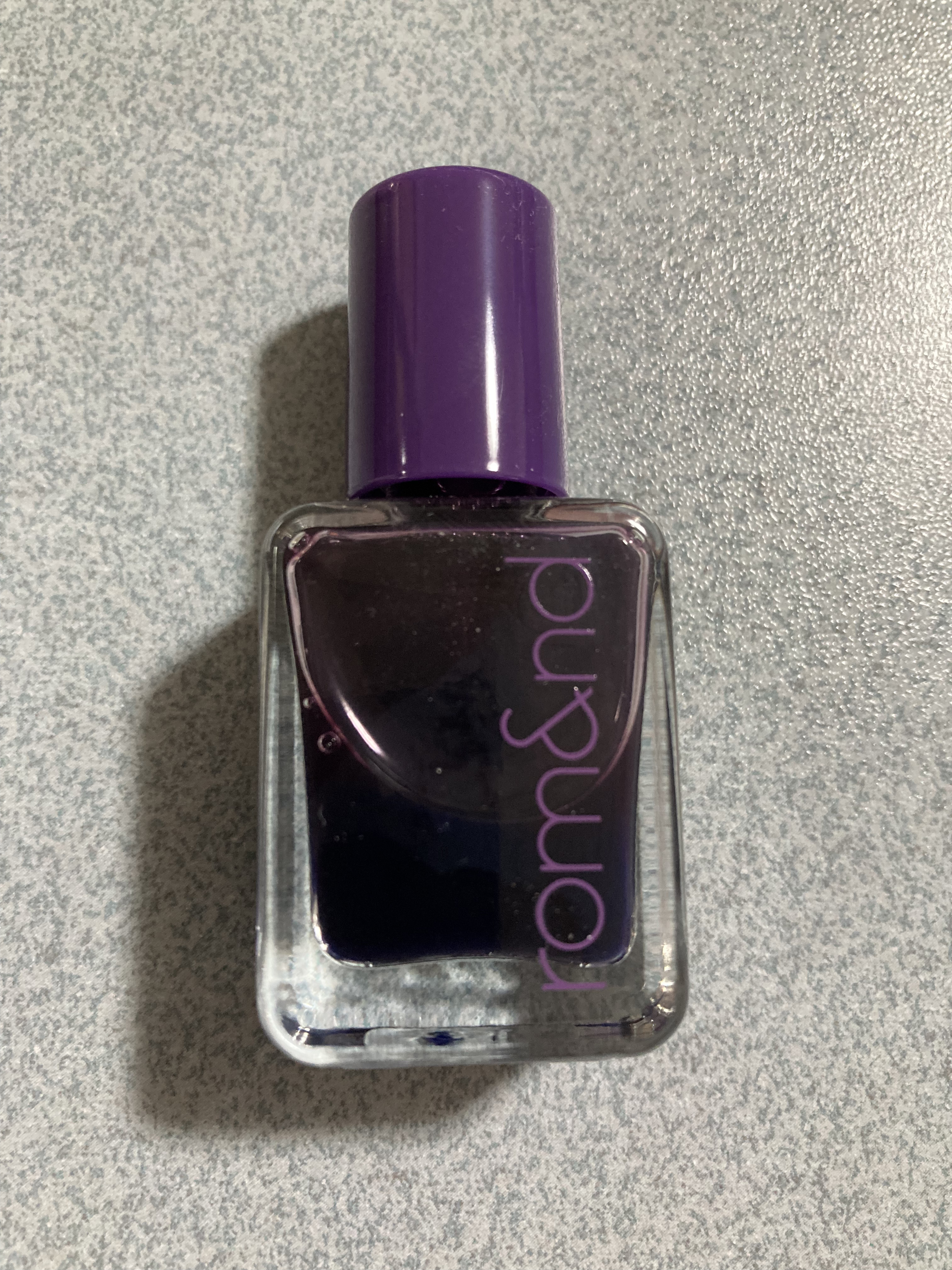 ムードペブルネイル 08 PURPLE MOOD（パープルムード）/rom&nd/マニキュアを使ったクチコミ（1枚目）