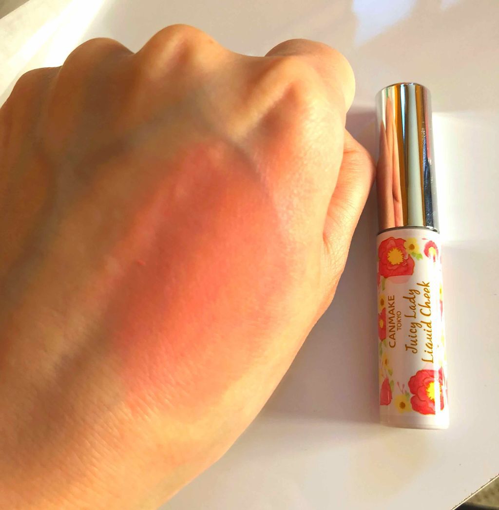 ジューシーレディリキッドチーク/キャンメイク/リキッドチークを使ったクチコミ(2枚目)