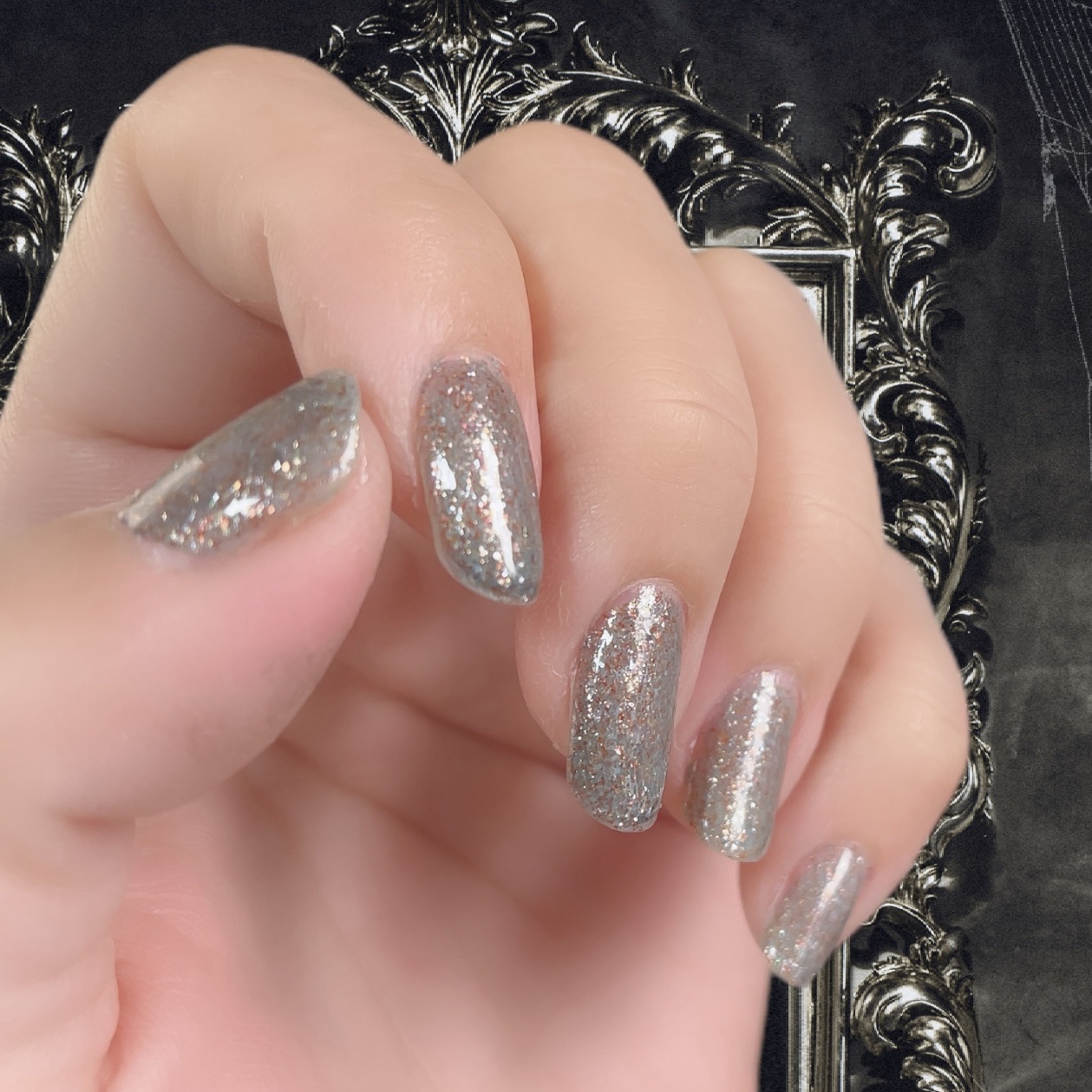 ネイル エナメル 049 グレー系ラメ/ちふれ/マニキュアを使ったクチコミ（3枚目）