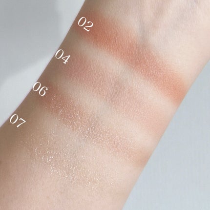 トーン ペタル フロート アイズ/to/one/単色アイシャドウを使ったクチコミ(7枚目)