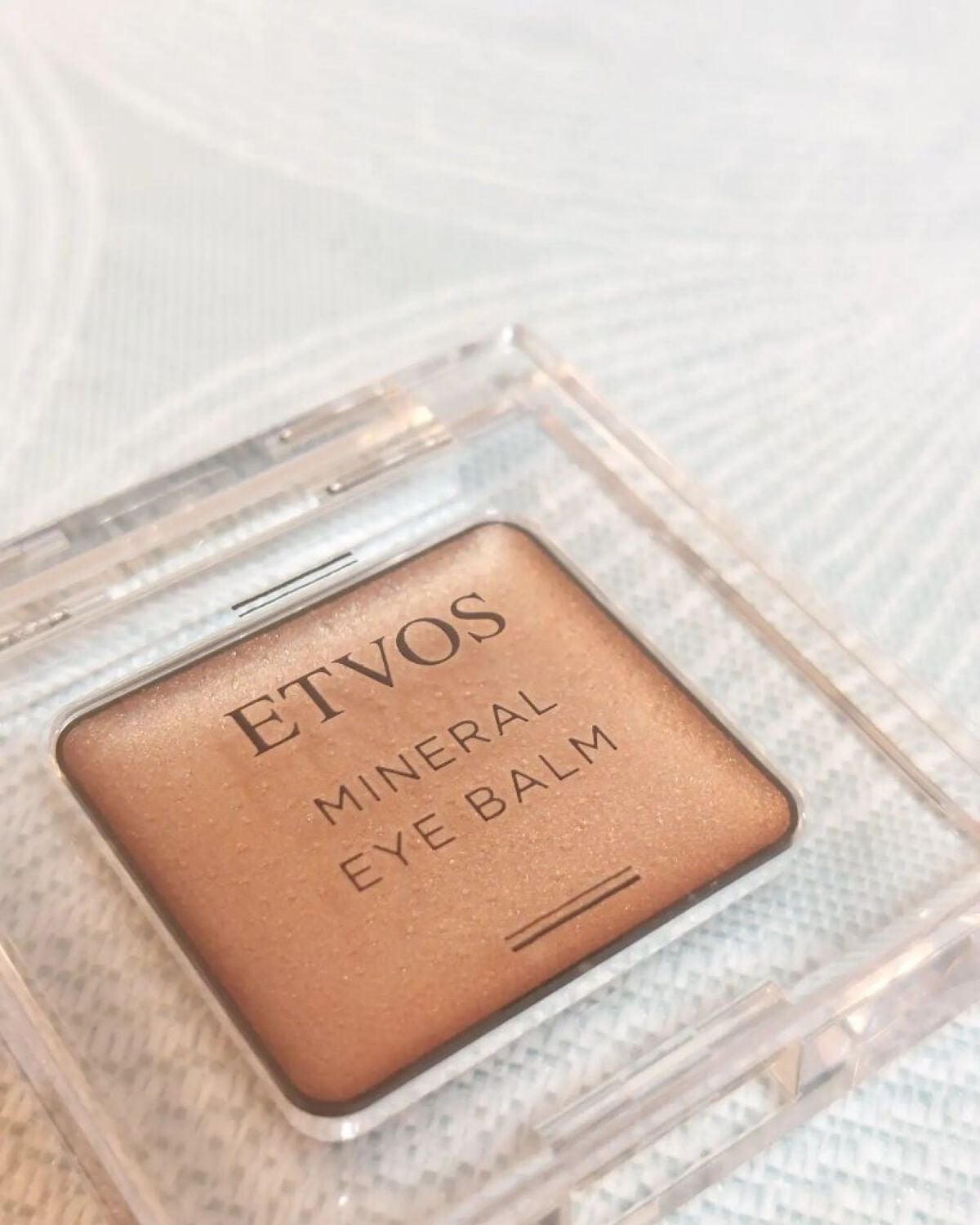 ミネラルアイバーム/エトヴォス/ジェル・クリームアイシャドウを使ったクチコミ(2枚目)