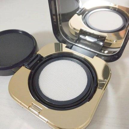 クレ・ド・ポー ボーテ ヴォワールルミヌ/クレ・ド・ポー ボーテ/化粧下地を使ったクチコミ(7枚目)