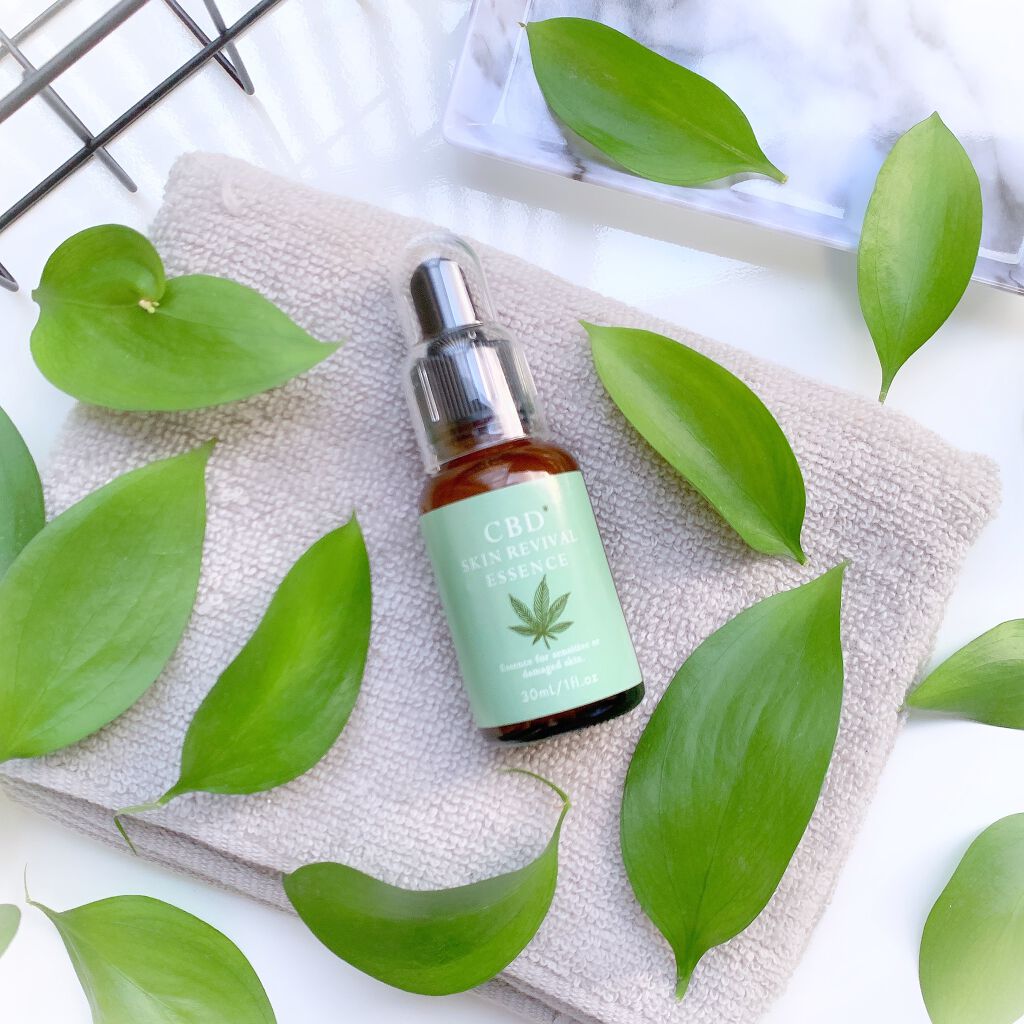 スキンリバイバルエッセンス/of the earth/美容液を使ったクチコミ(10枚目)