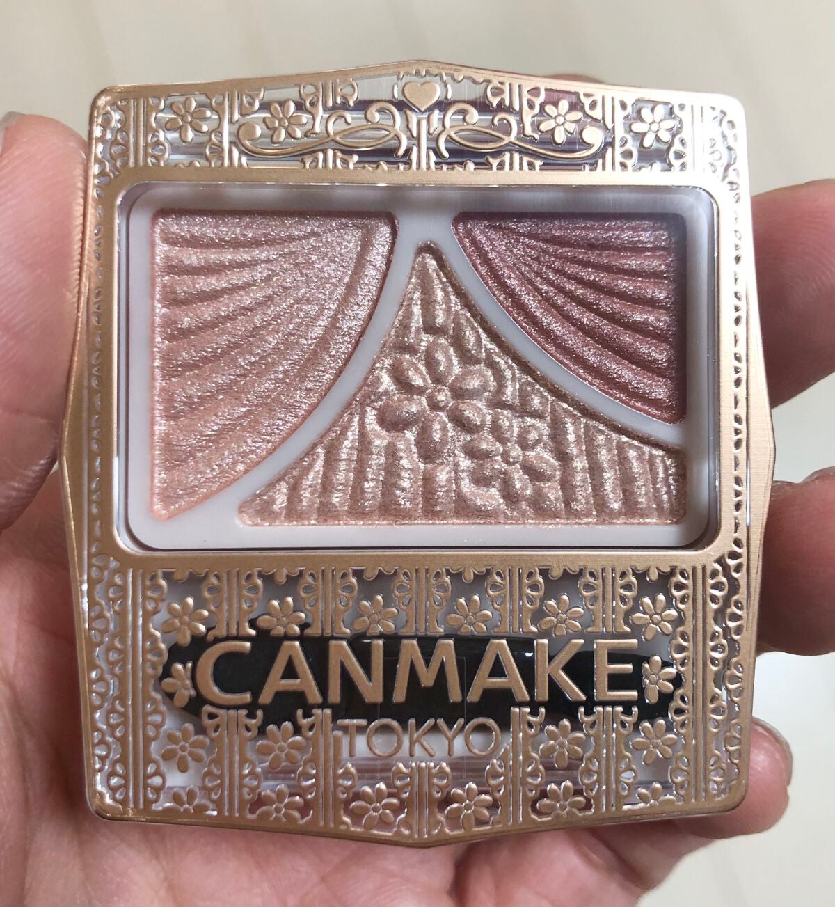 ジューシーピュアアイズ/キャンメイク/アイシャドウパレットを使ったクチコミ(4枚目)