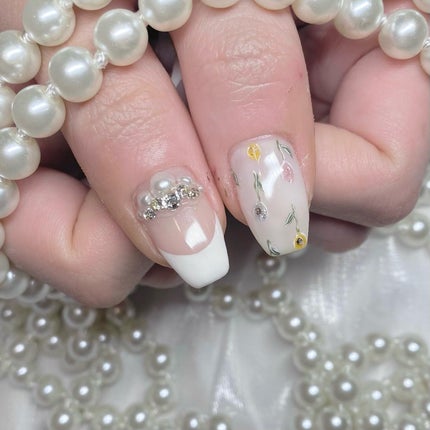 kanna on LIPS 「・・・𝐹𝓇𝑒𝓃𝒸𝒽×𝒯𝓊𝓁𝒾𝓅🌷💍✨セレモニーシーズンに合わせ..」(1枚目)