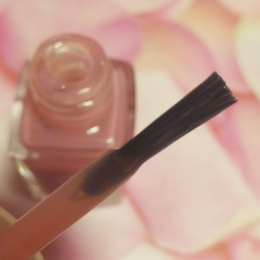 ネイルファンデーション/パラドゥ/マニキュアを使ったクチコミ(2枚目)